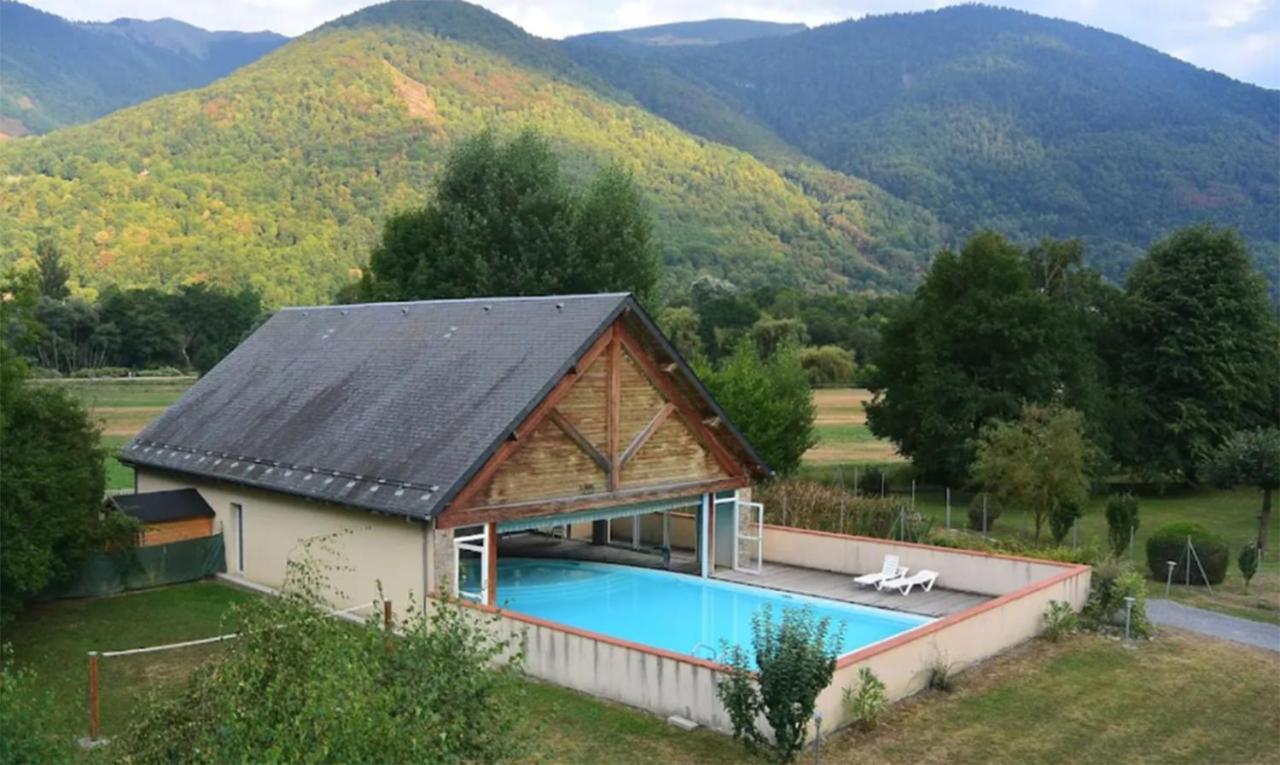 Le 102, T3 Pour 5 Personnes, Vue Montagne, Classe 2 Etoiles Nf, Parking, Piscine En Ete Bagnères-de-Luchon Eksteriør billede