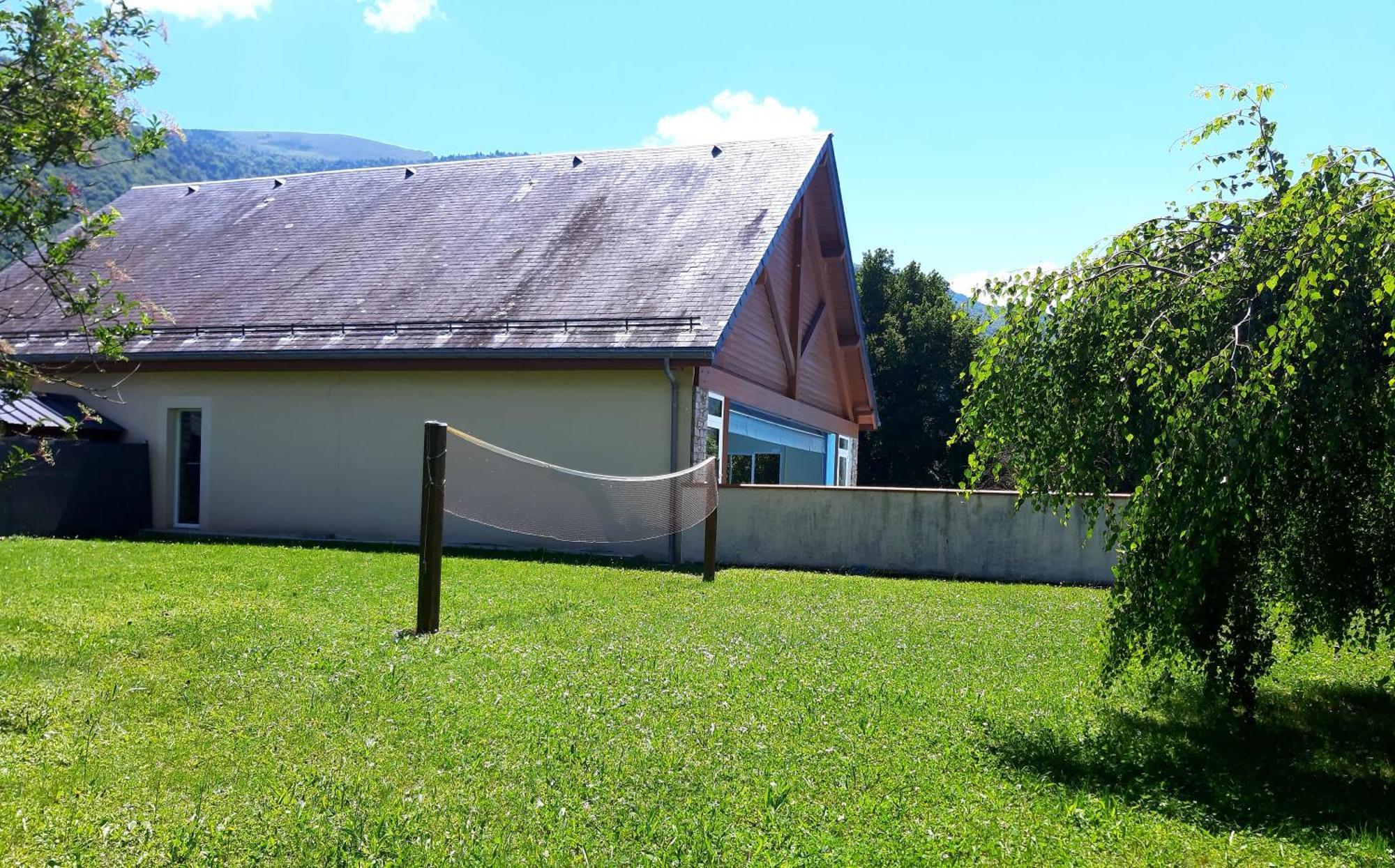 Le 102, T3 Pour 5 Personnes, Vue Montagne, Classe 2 Etoiles Nf, Parking, Piscine En Ete Bagnères-de-Luchon Eksteriør billede